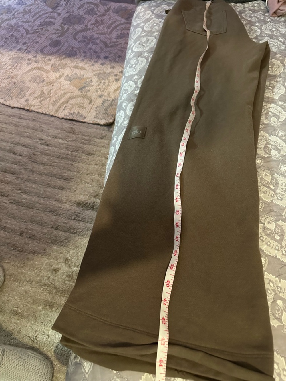 Cute $130 Alo Serenity Wide Leg Sweatpants Limited Edition Light Cocoa Sz Small - Picture 12 of 15